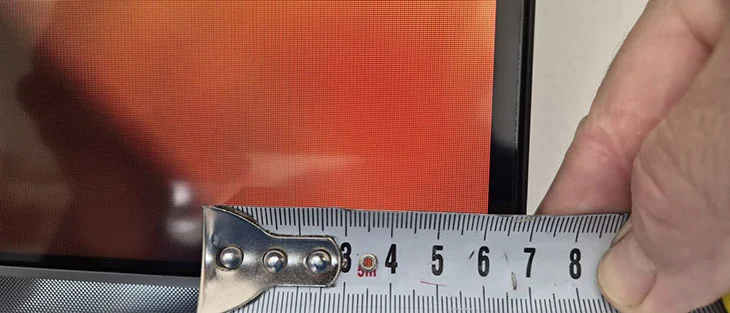 Picture starts 8mm from the edge